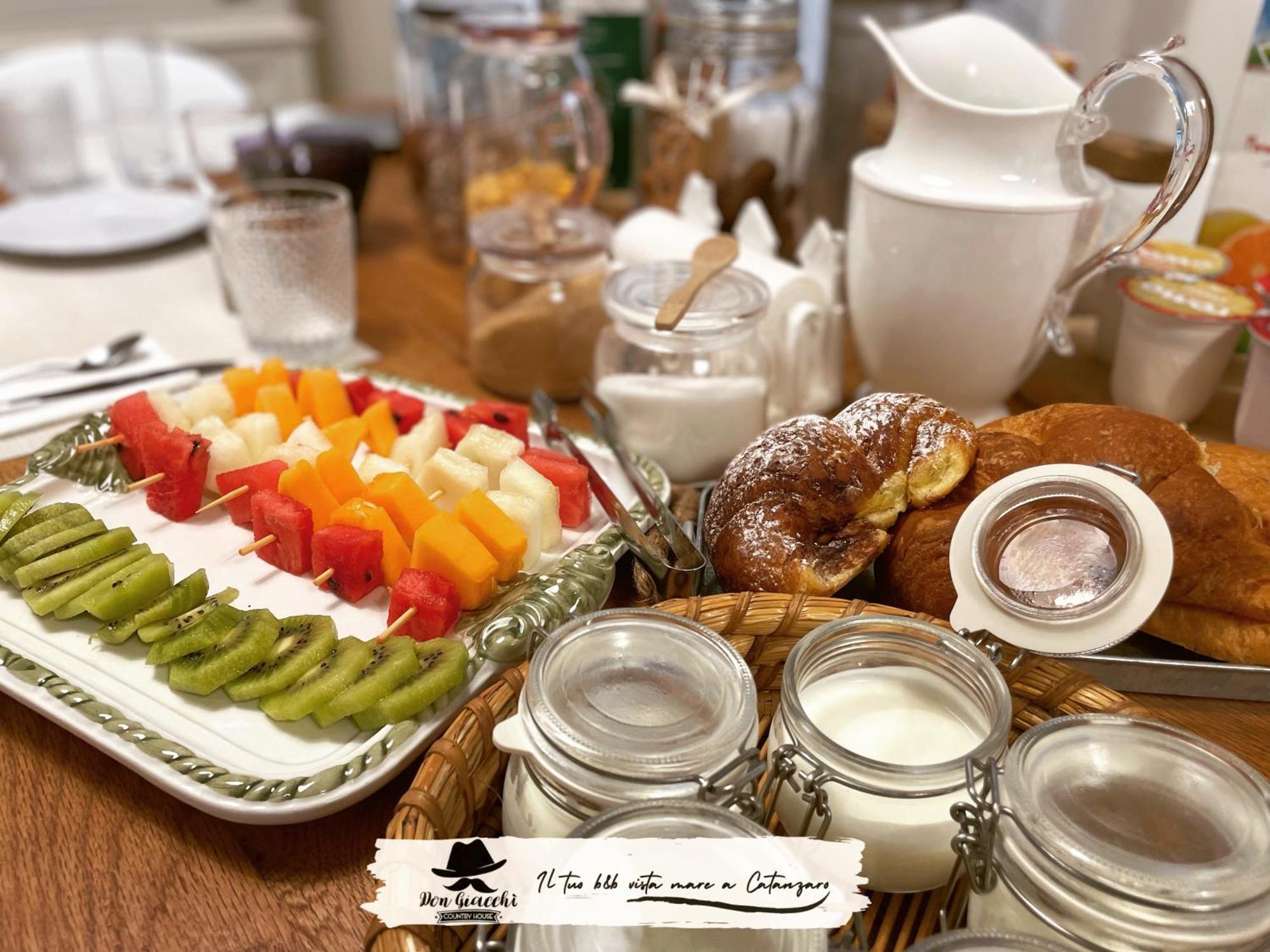 Don Giacchi Country House กาตันซาโร ภายนอก รูปภาพ