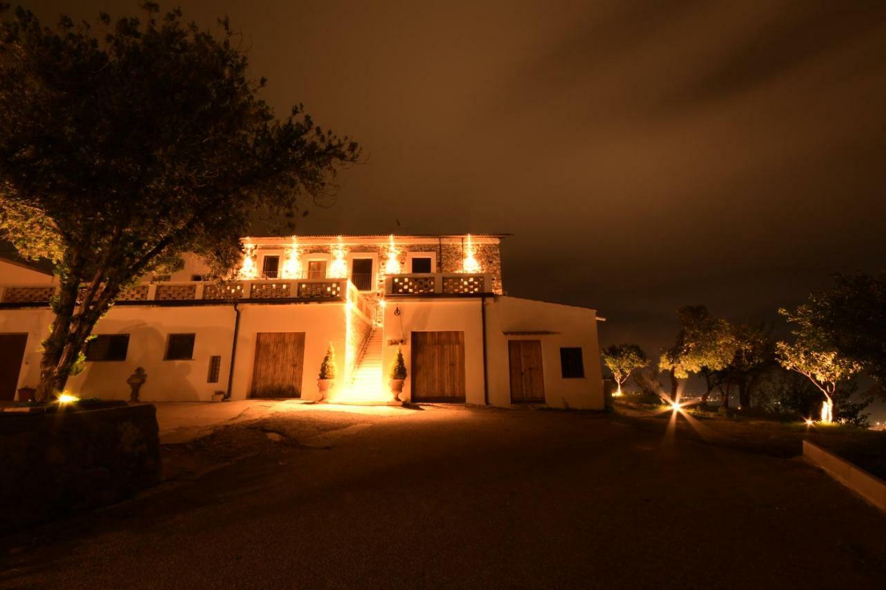 Don Giacchi Country House กาตันซาโร ภายนอก รูปภาพ